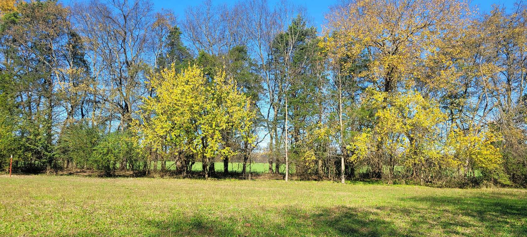 5.48 Acres of Residential Land for Sale in Shelbyville, Tennessee