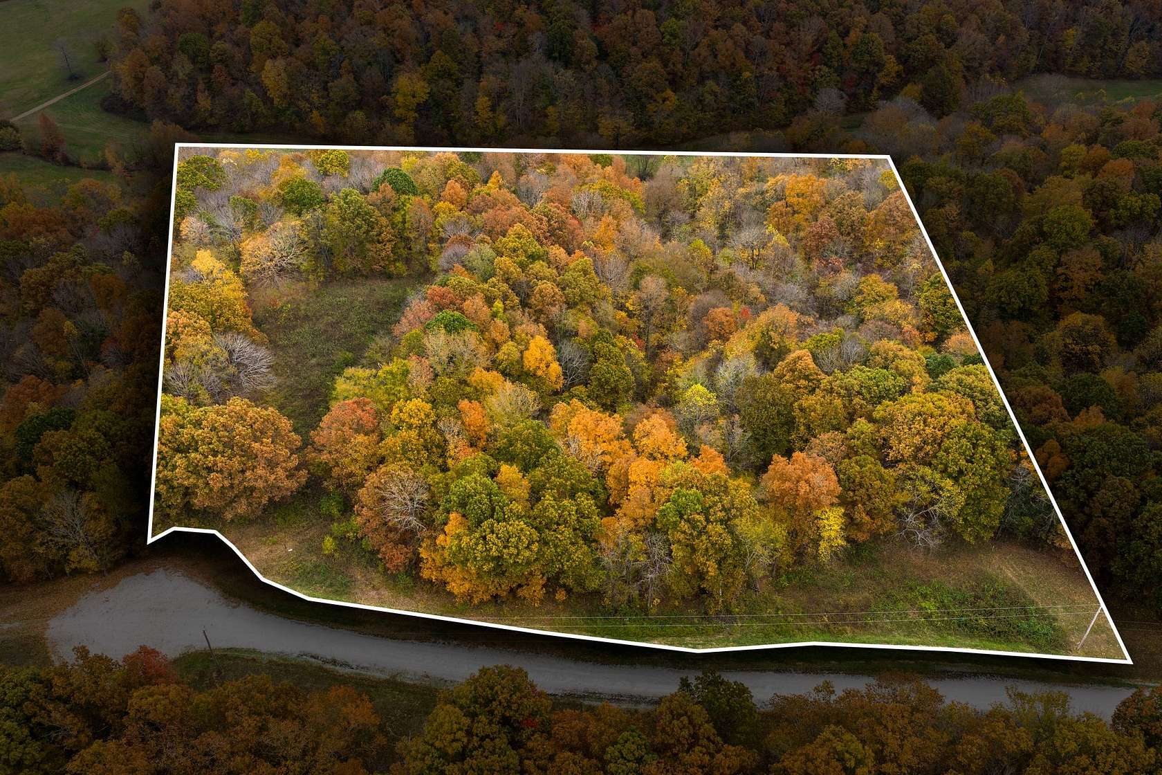 7 Acres of Land for Sale in Waverly, Tennessee