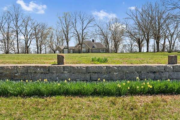 11 Acres of Land with Home for Sale in Gallatin, Tennessee