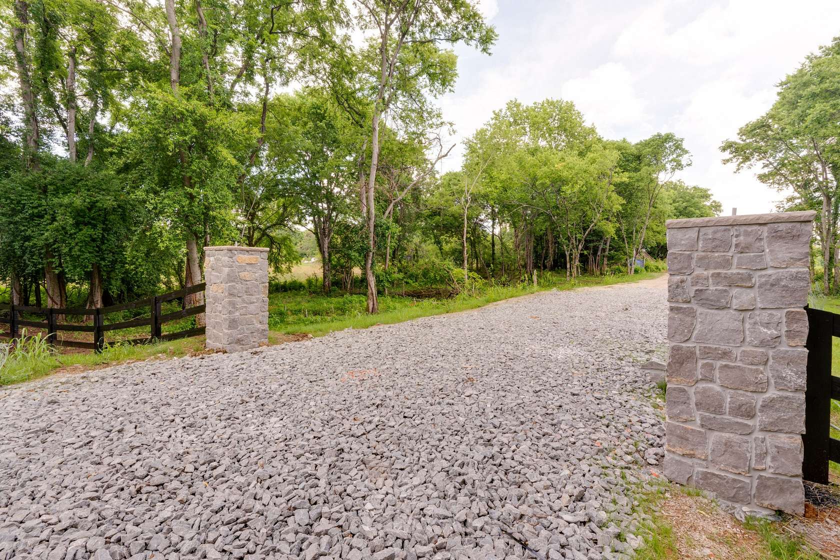 6.68 Acres of Land for Sale in Madison, Tennessee