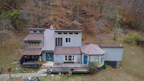 50 Acres of Land with Home for Sale in Prestonsburg, Kentucky