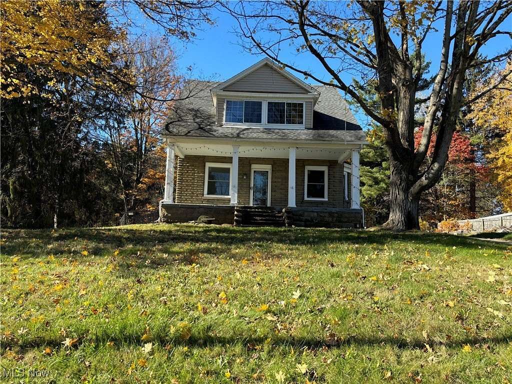 2.52 Acres of Residential Land with Home for Sale in Mantua, Ohio