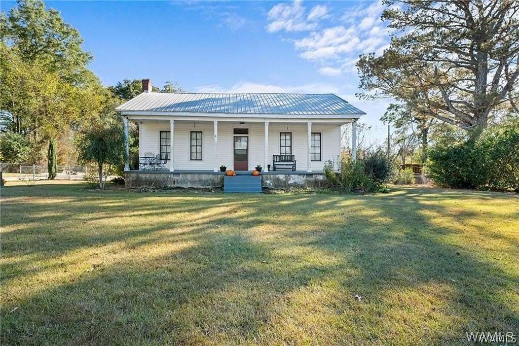 6.84 Acres of Land with Home for Sale in Ralph, Alabama