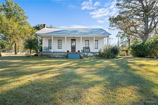 6.84 Acres of Residential Land with Home for Sale in Ralph, Alabama