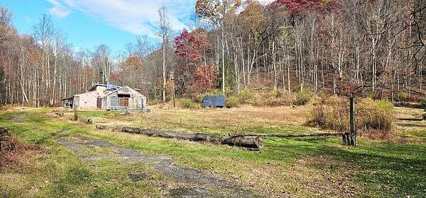 13.3 Acres of Land with Home for Sale in Johnstown, Pennsylvania