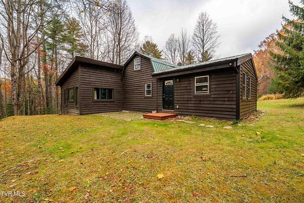 2 Acres of Residential Land with Home for Sale in Mountain City, Tennessee