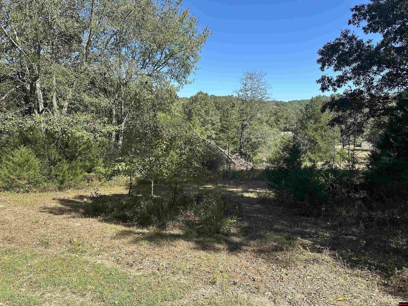 3 Acres of Land for Sale in Flippin, Arkansas