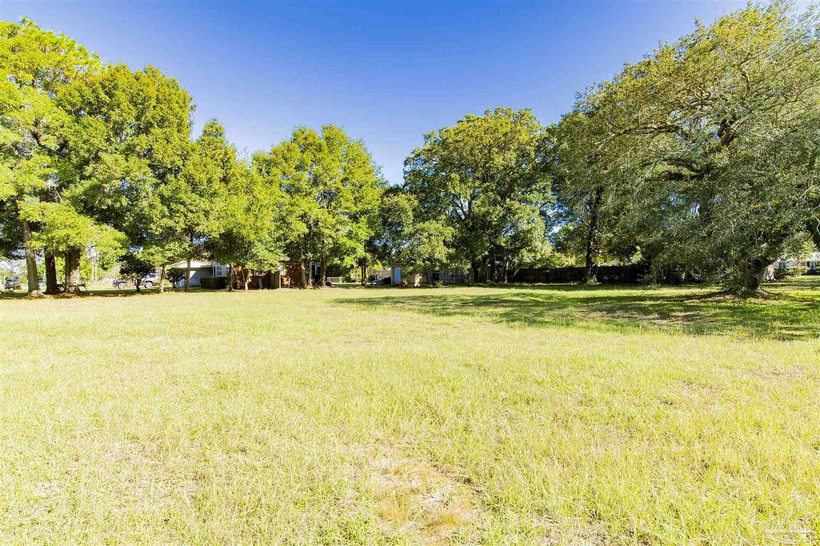 0.38 Acres of Residential Land for Sale in Pensacola, Florida