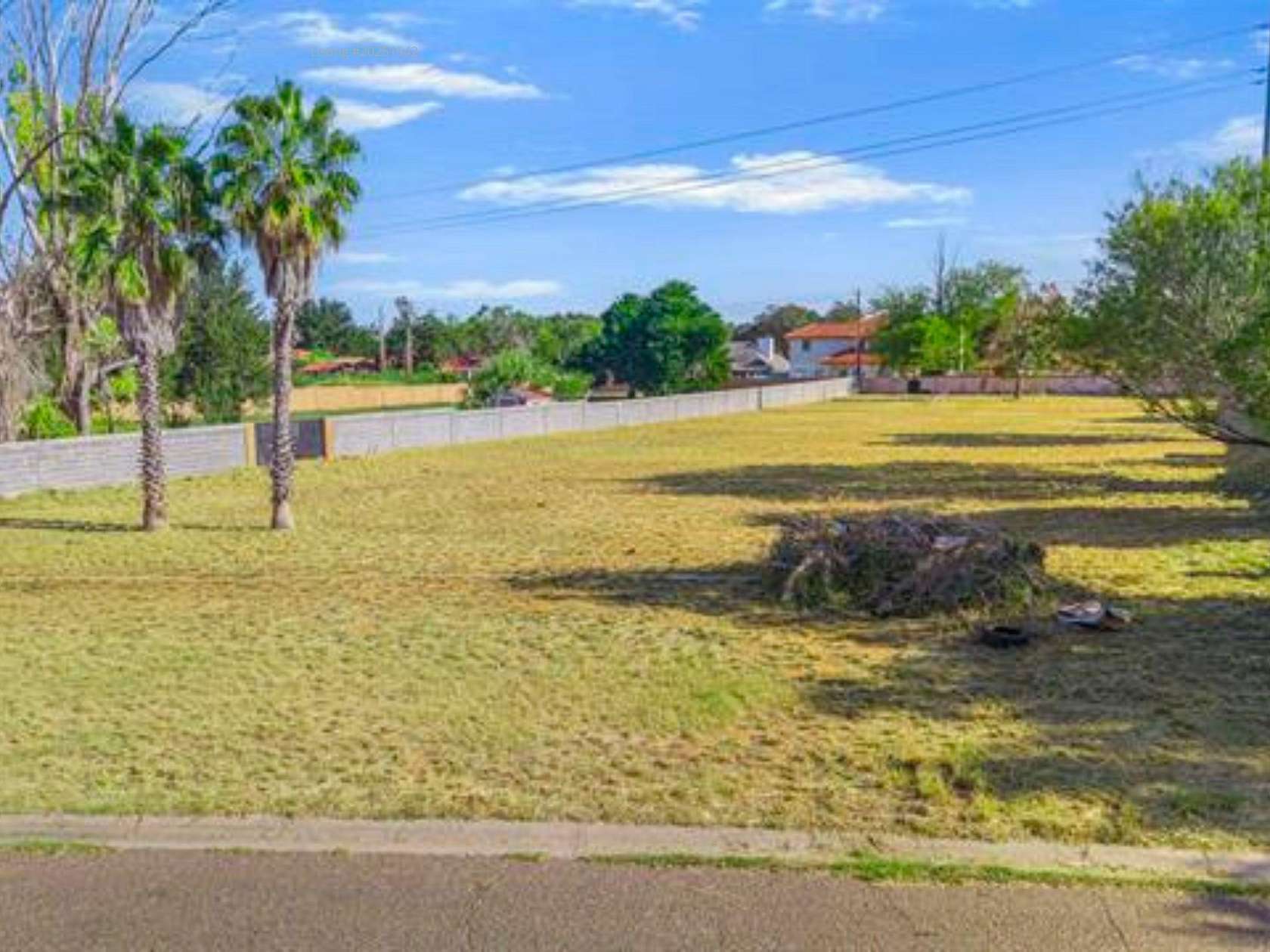 0.9 Acres of Residential Land for Sale in Laredo, Texas
