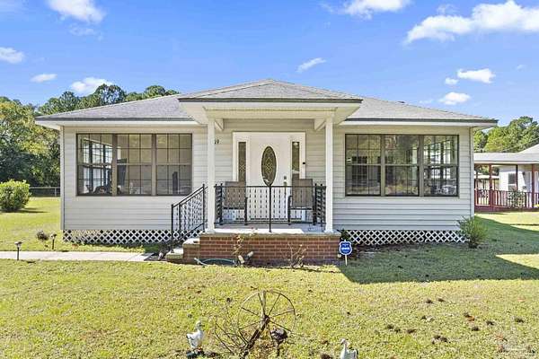 4.29 Acres of Residential Land with Home for Sale in Navarre, Florida