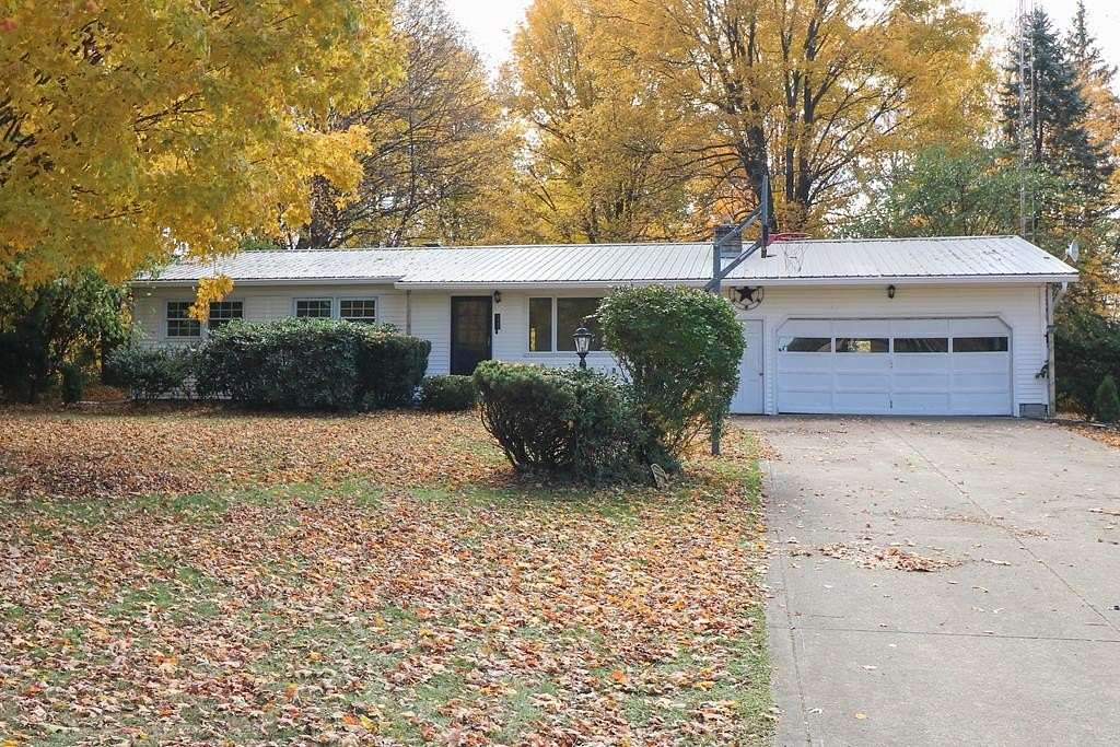 2 Acres of Residential Land with Home for Sale in Crestline, Ohio