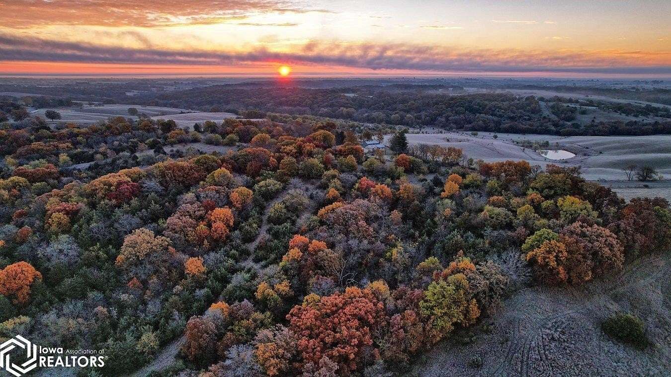31 Acres of Recreational Land for Sale in Chariton, Iowa