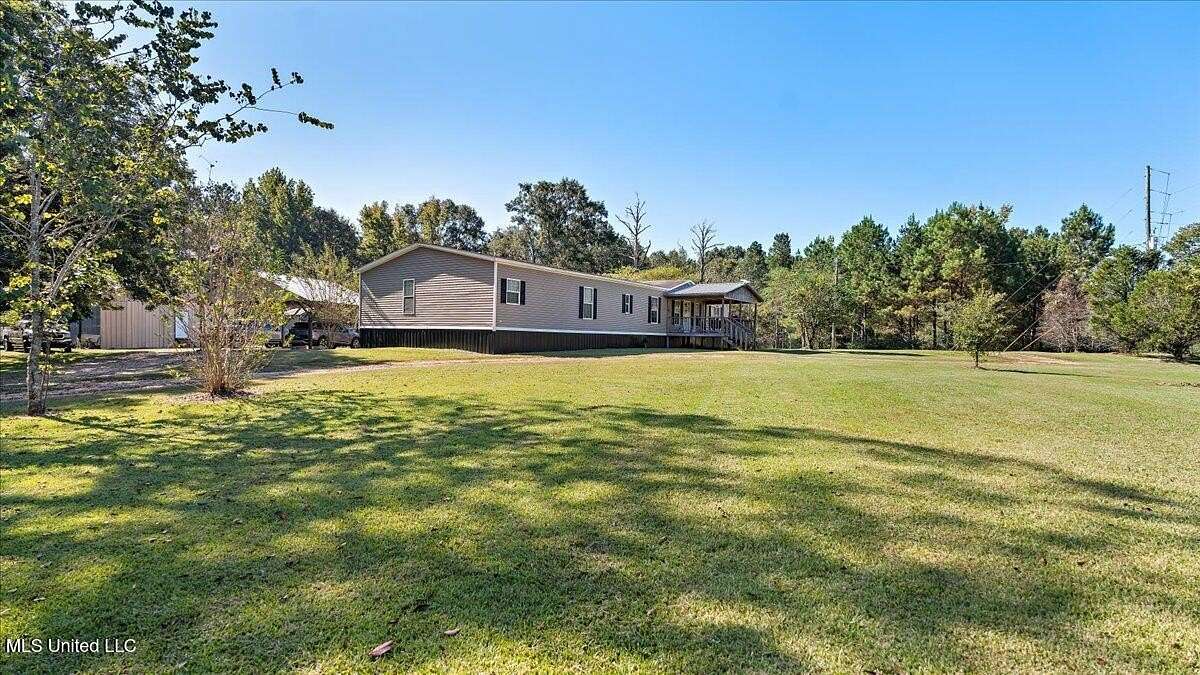 6.2 Acres of Land with Home for Sale in Hazlehurst, Mississippi
