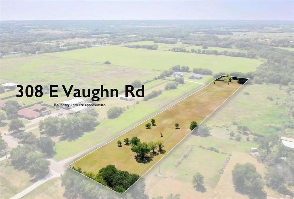3 Acres of Residential Land for Sale in Cleburne, Texas
