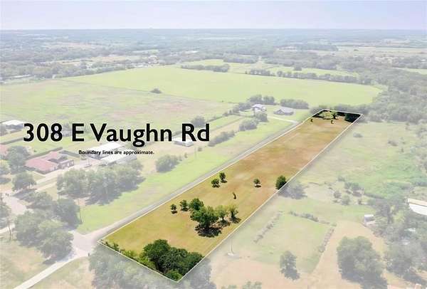 3 Acres of Residential Land for Sale in Cleburne, Texas