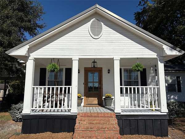 5.29 Acres of Residential Land with Home for Sale in Bossier City, Louisiana