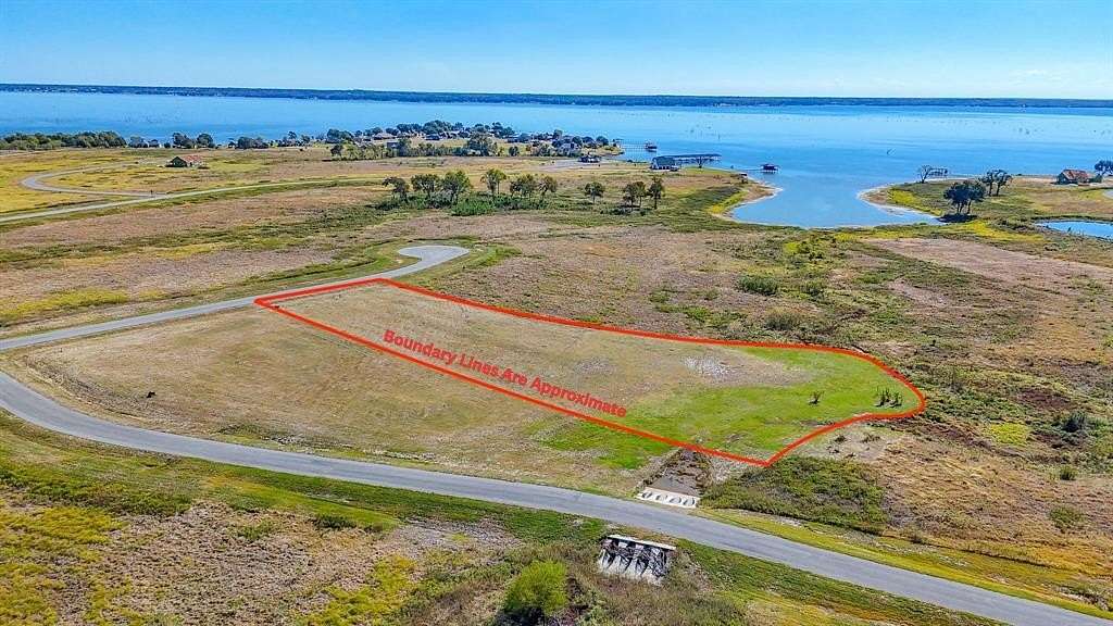 1.32 Acres of Residential Land for Sale in Corsicana, Texas