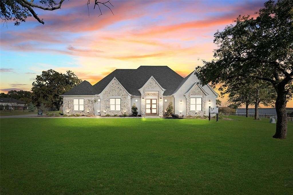 2 Acres of Residential Land with Home for Sale in Weatherford, Texas