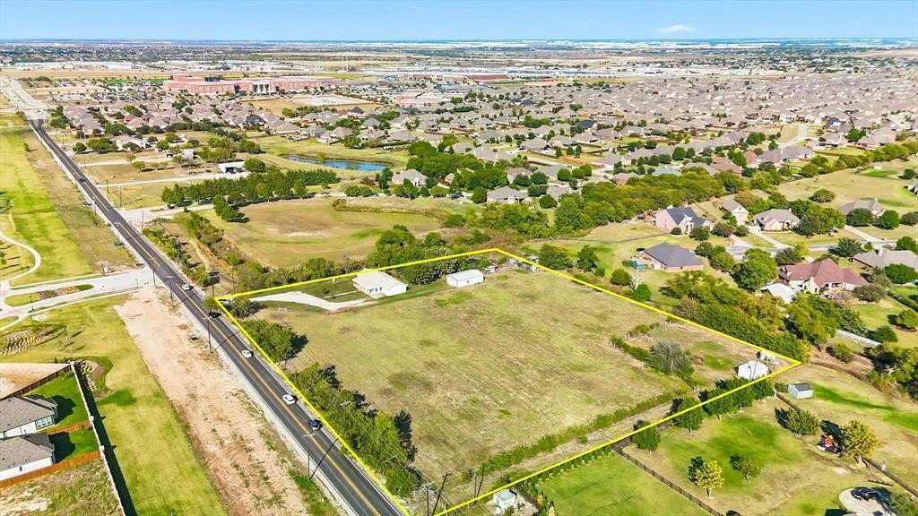 5 Acres of Improved Mixed-Use Land for Sale in Haslet, Texas