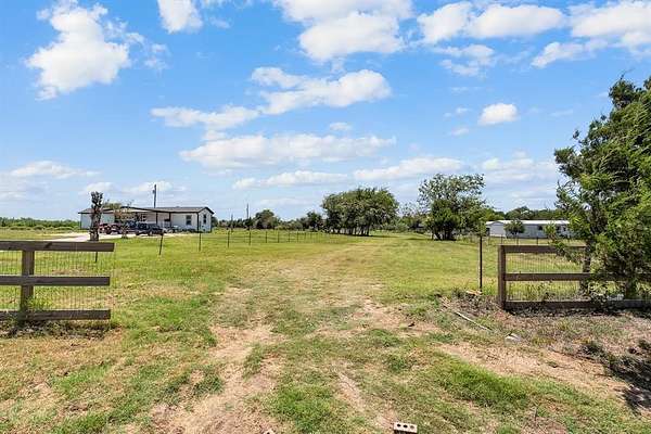 8.4 Acres of Residential Land for Sale in Wills Point, Texas