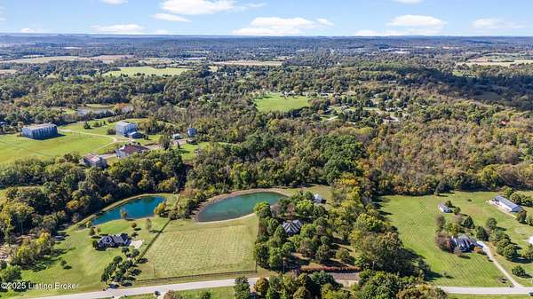 10 Acres of Recreational Land with Home for Sale in Bardstown, Kentucky