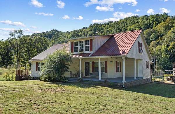 8 Acres of Residential Land with Home for Sale in Vancleve, Kentucky