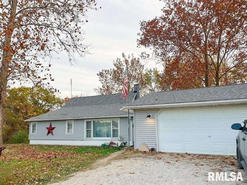 12 Acres of Recreational Land with Home for Sale in Cuba, Illinois