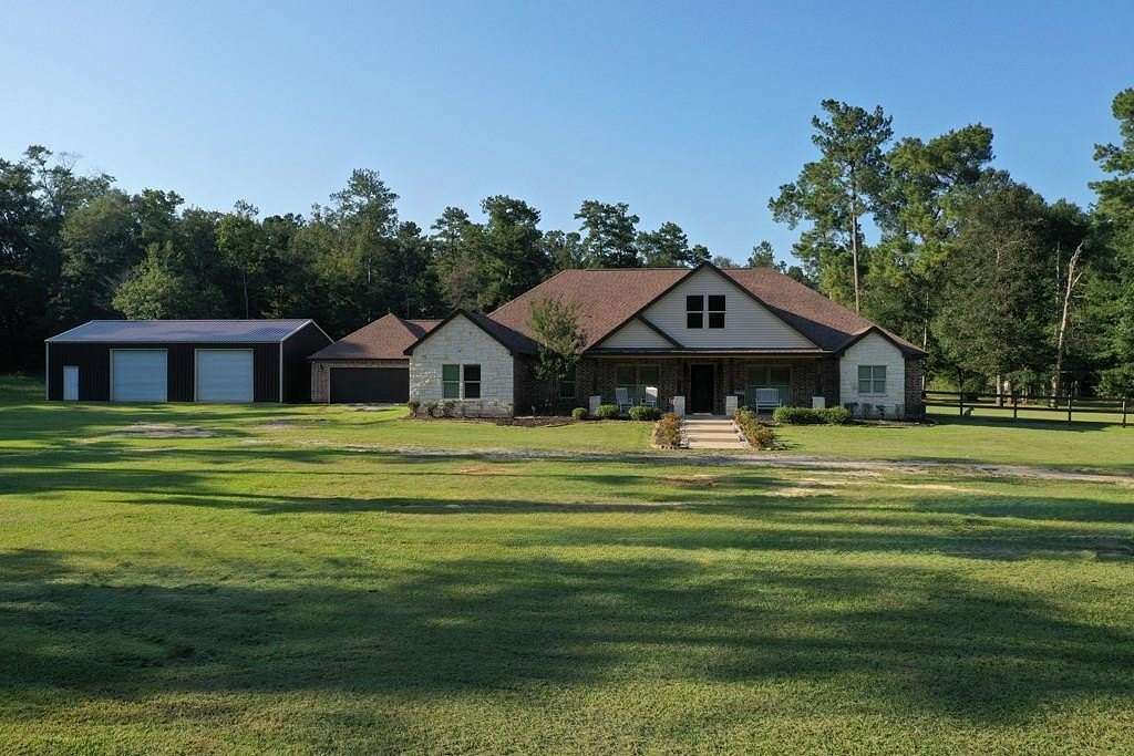 26 Acres of Land with Home for Sale in Kirbyville, Texas