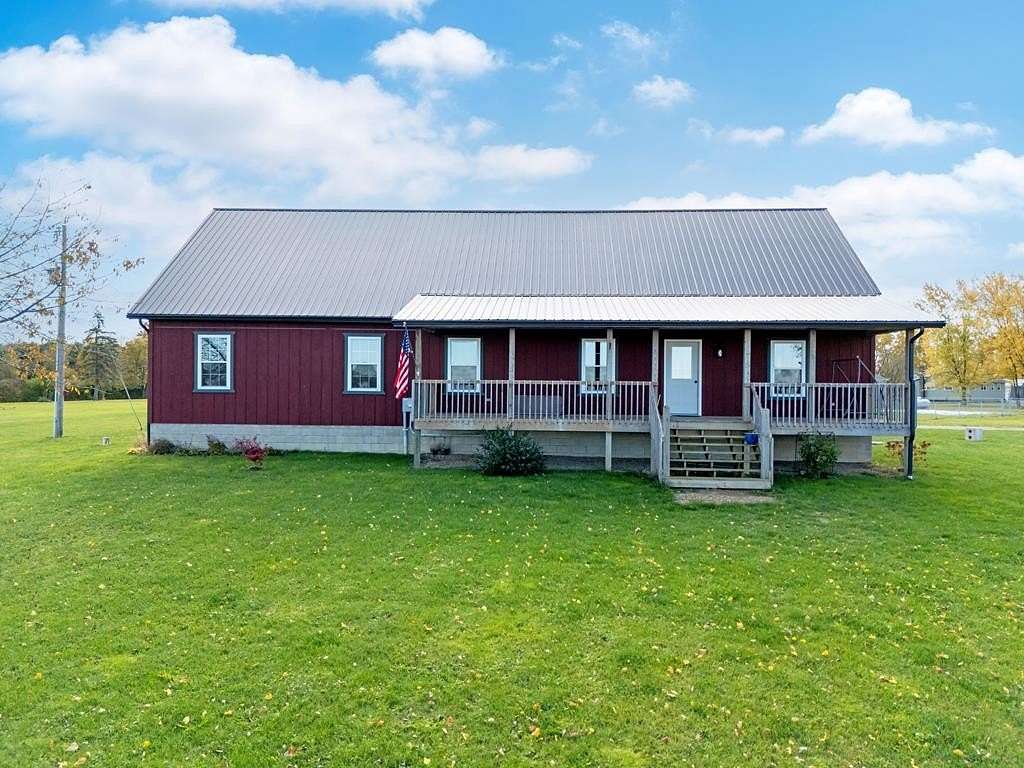 2 Acres of Residential Land with Home for Sale in Lakeville, Ohio