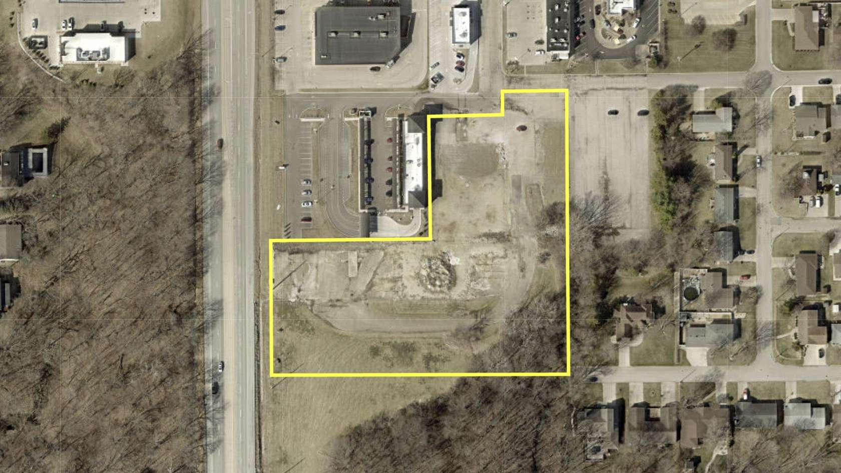 4 Acres of Commercial Land for Sale in Peru, Illinois