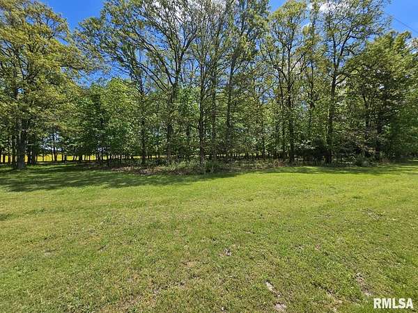 Residential Land for Sale in Dix, Illinois