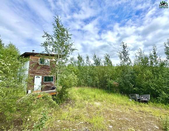 22 Acres of Recreational Land with Home for Sale in Fairbanks, Alaska