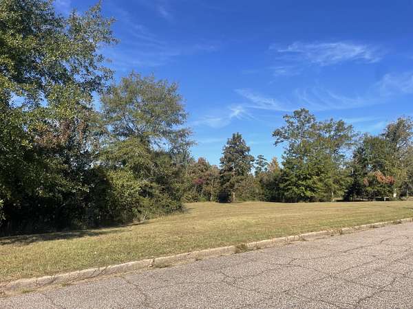 2.1 Acres of Residential Land for Sale in Columbia, Mississippi