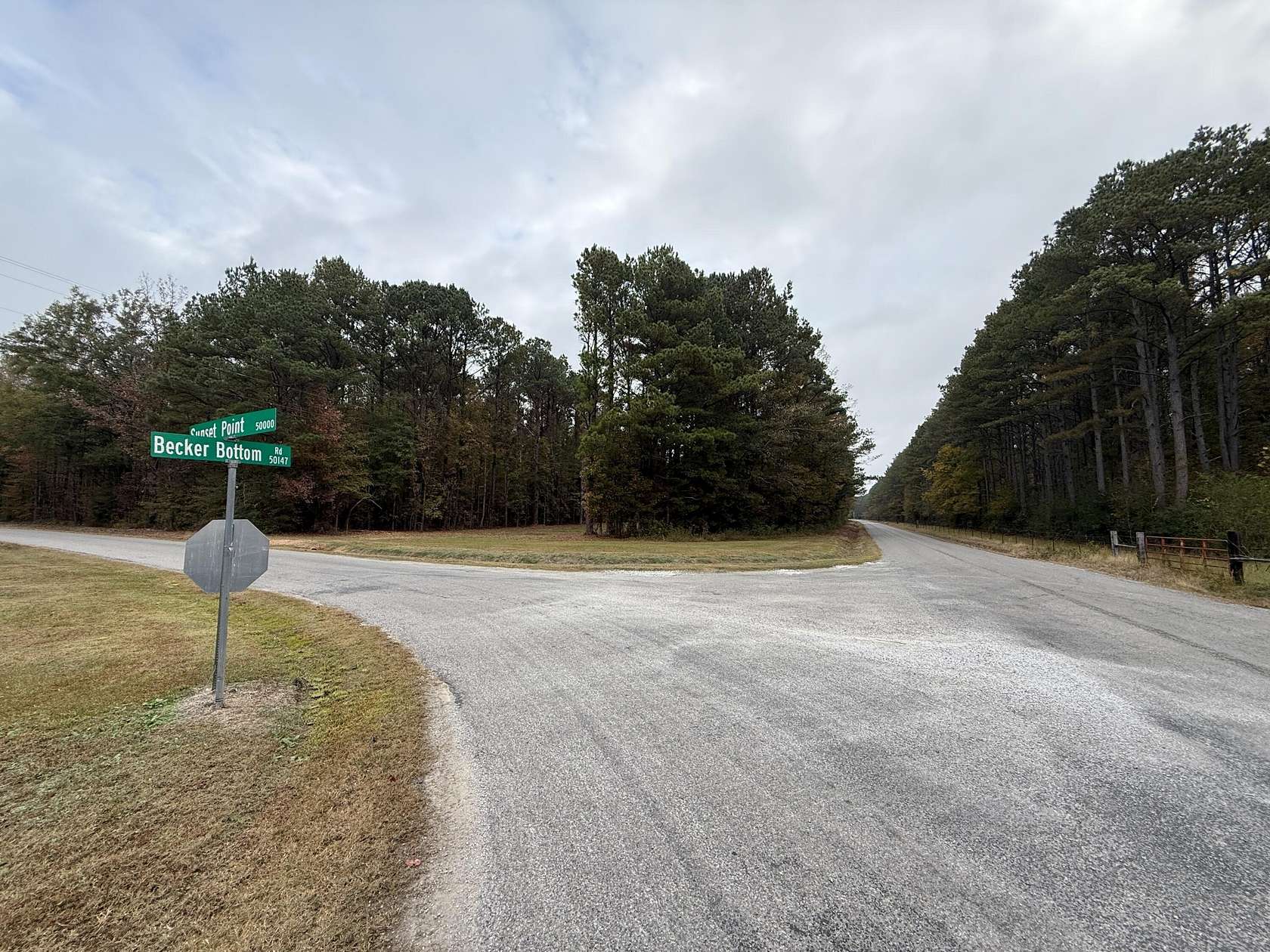 10 Acres of Recreational Land for Sale in Amory, Mississippi
