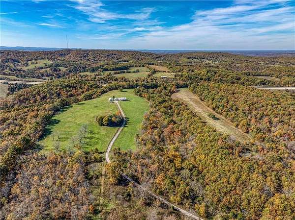 39.5 Acres of Land with Home for Sale in Omaha, Arkansas