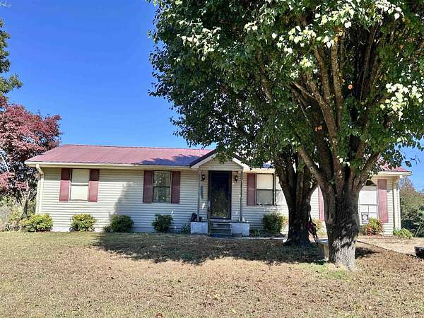 23.8 Acres of Recreational Land with Home for Sale in Haleyville, Alabama