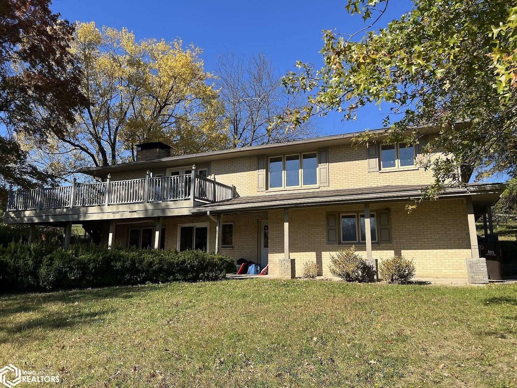 18 Acres of Land with Home for Sale in Osceola, Iowa