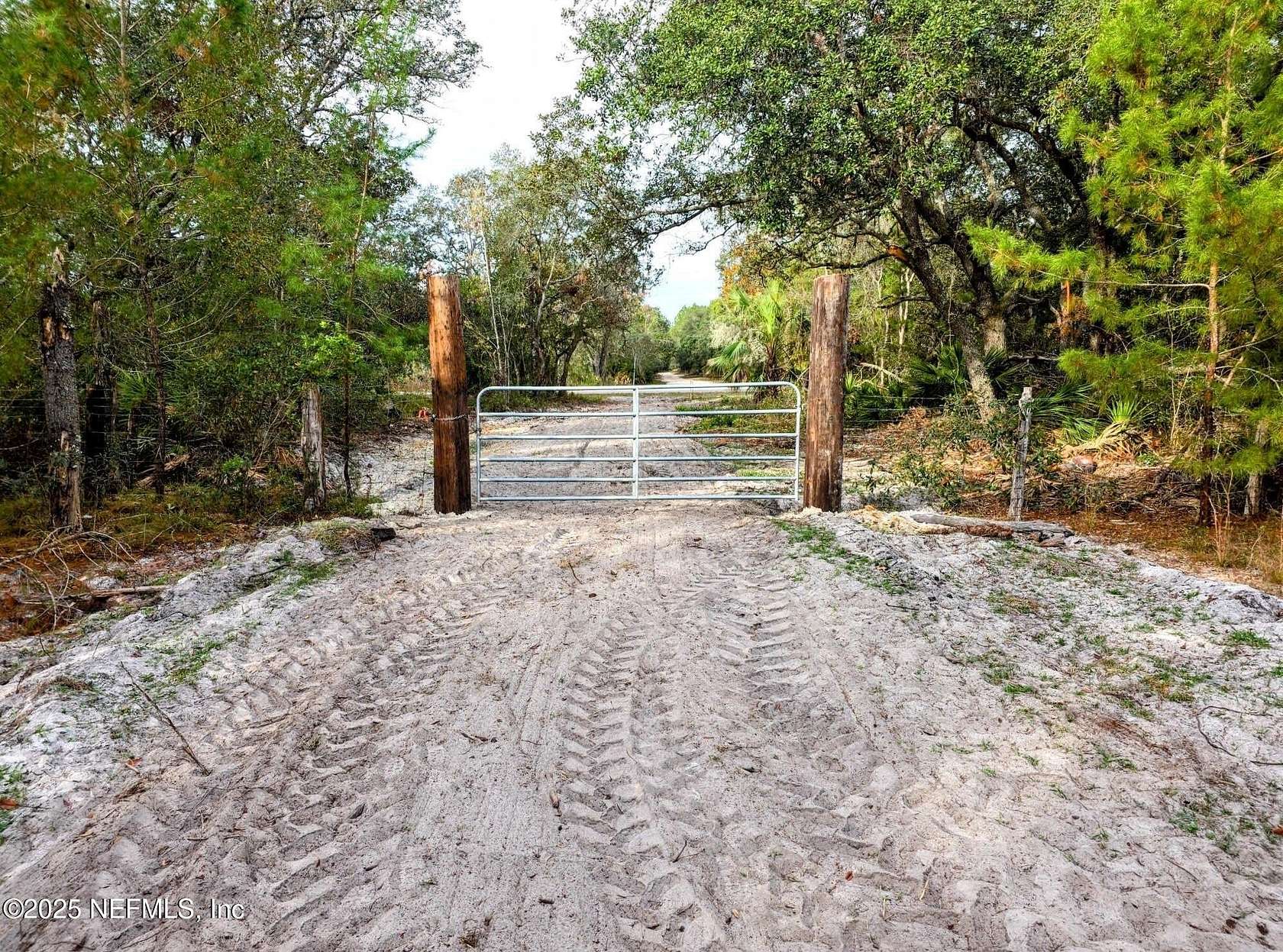 30.3 Acres of Agricultural Land for Sale in Interlachen, Florida