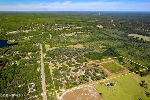 30.3 Acres of Agricultural Land for Sale in Interlachen, Florida