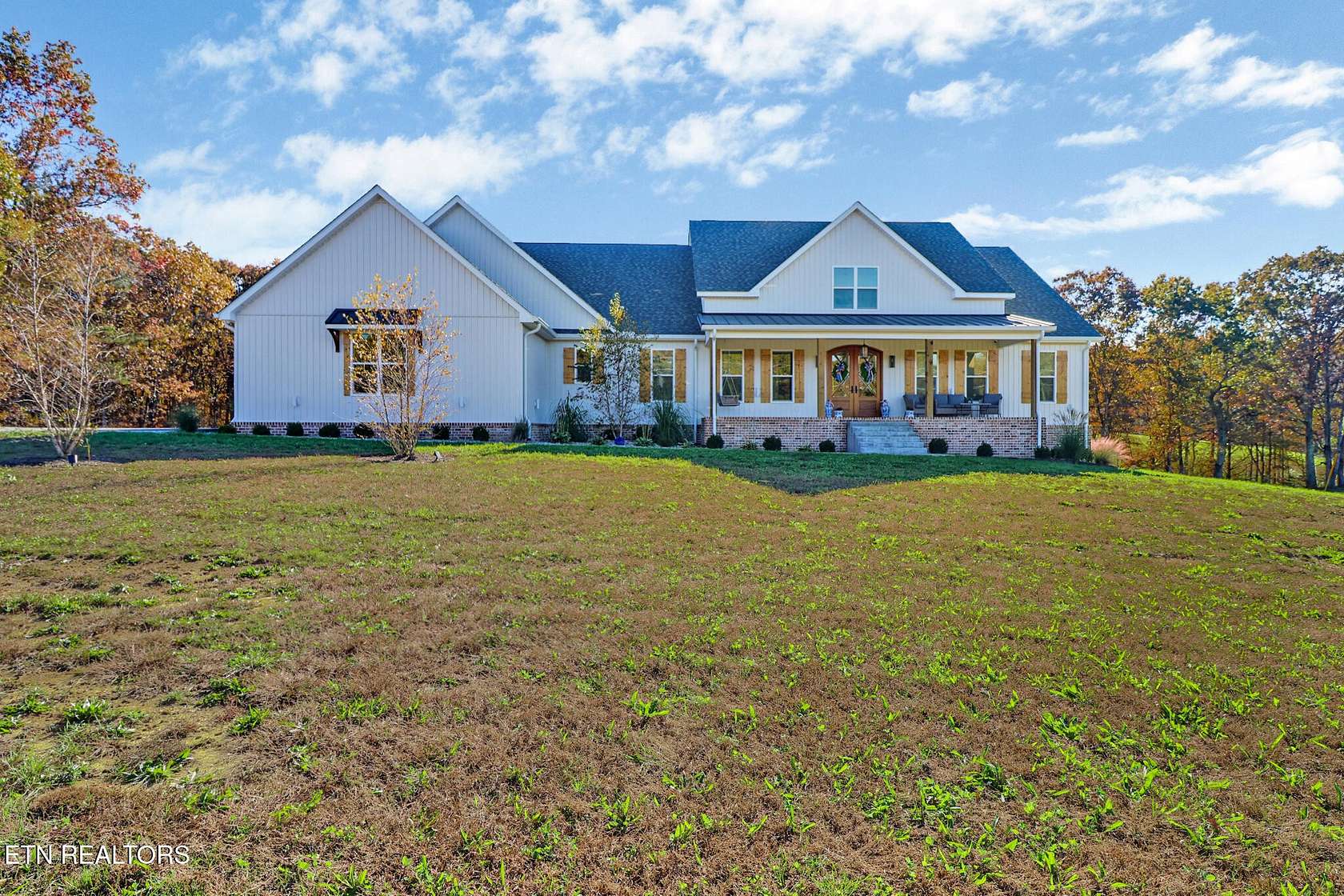 6.17 Acres of Residential Land with Home for Sale in Jamestown, Tennessee