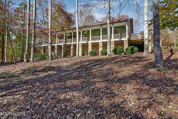 7.34 Acres of Residential Land with Home for Sale in Jamestown, Tennessee