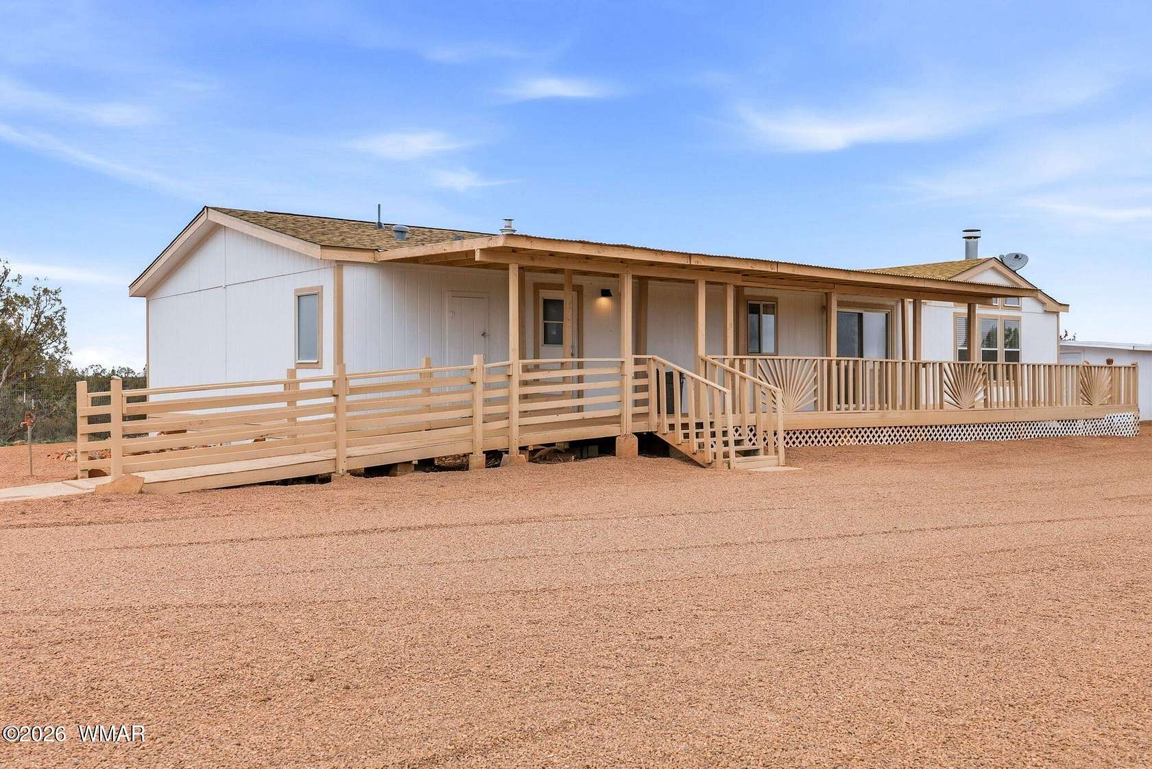 4.79 Acres of Land with Home for Sale in Snowflake, Arizona