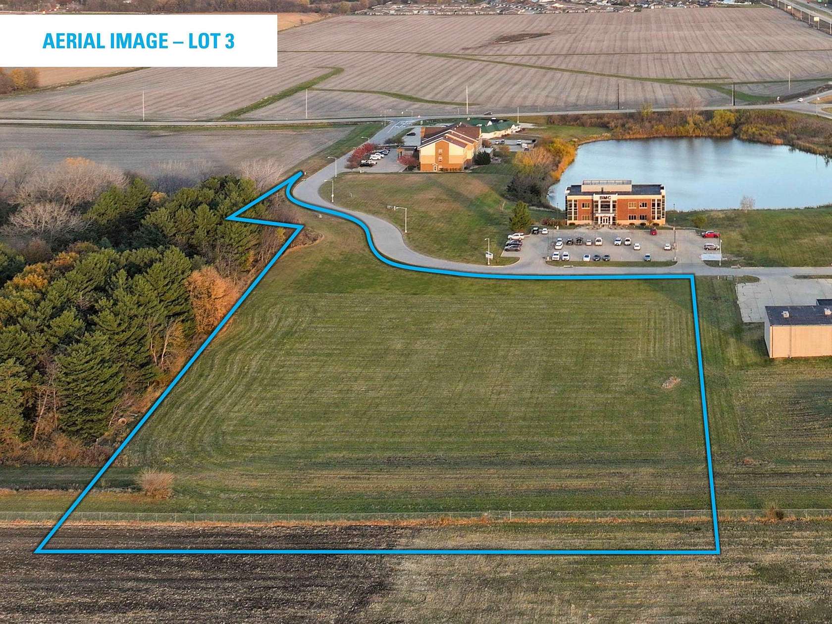 5.1 Acres of Commercial Land for Sale in Independence, Iowa