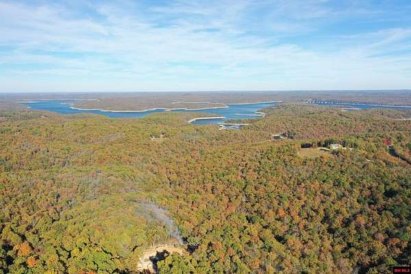 1.57 Acres of Residential Land for Sale in Mountain Home, Arkansas