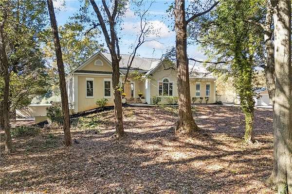 11 Acres of Land with Home for Sale in Gillsville, Georgia