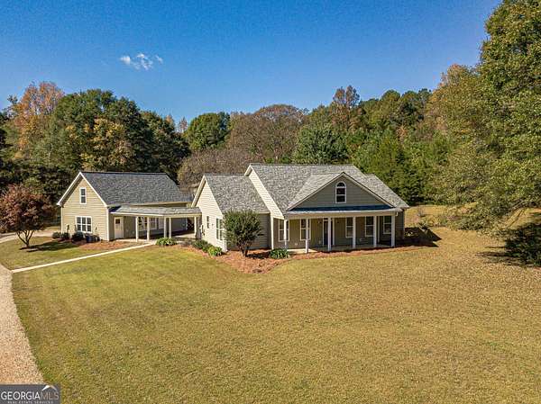 43.3 Acres of Land with Home for Sale in Bethlehem, Georgia