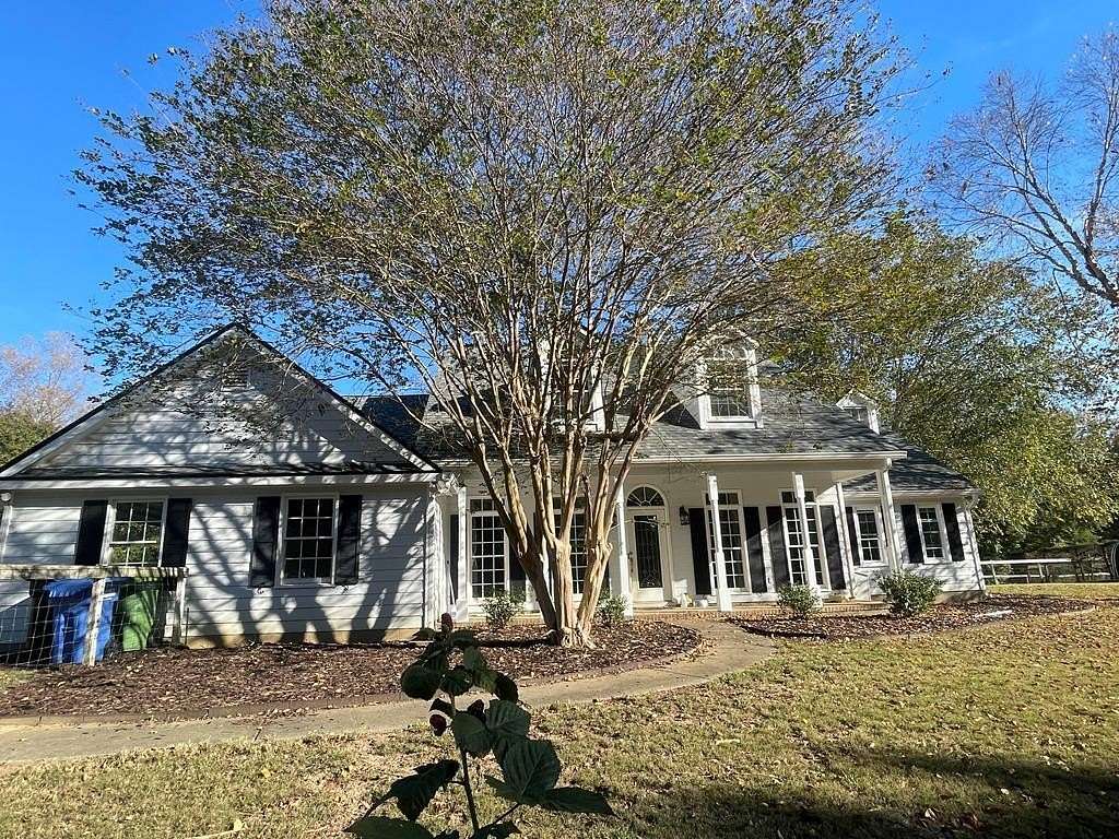 13 Acres of Land with Home for Sale in Upatoi, Georgia