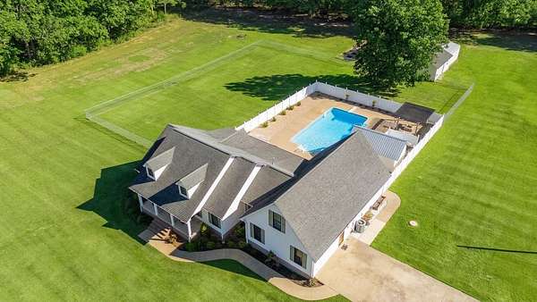 2.6 Acres of Land with Home for Sale in Savannah, Tennessee