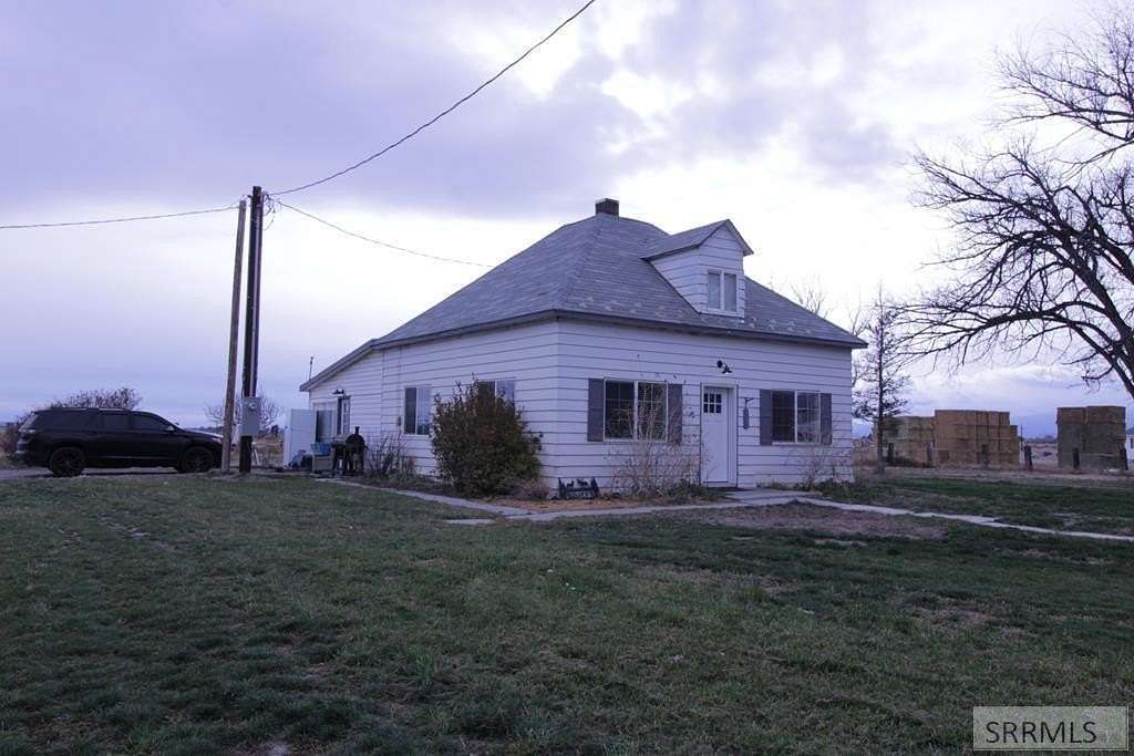 6 Acres of Residential Land with Home for Sale in Arco, Idaho