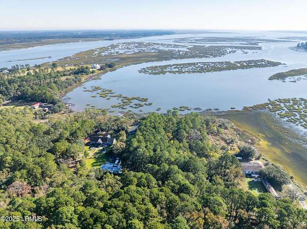1 Acre of Residential Land for Sale in Seabrook, South Carolina